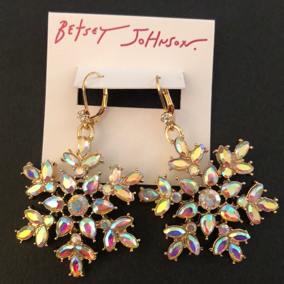 Betsey Johnson Gold Tone Snowflake Drop Earrings Iridescent Crystal Accents NWT - Picture 4 of 13